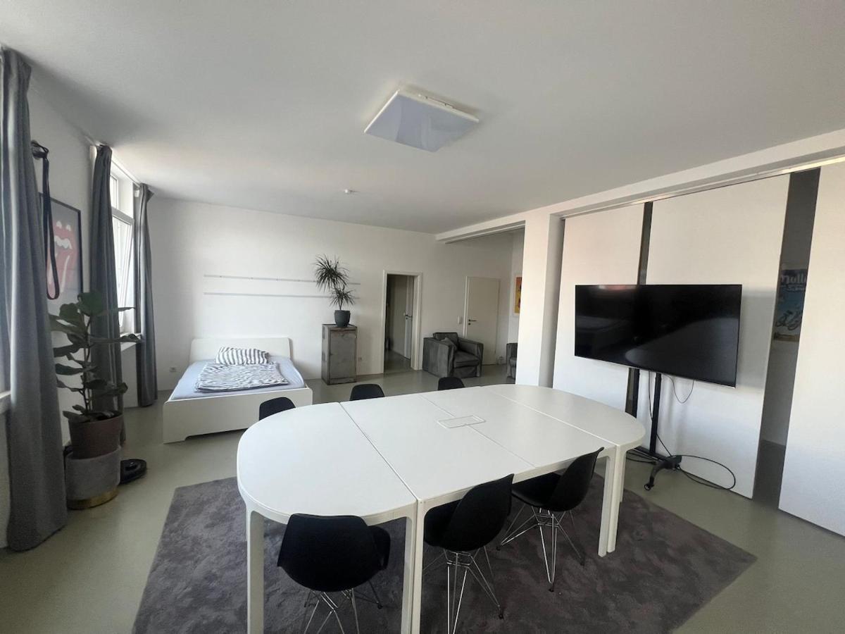 Urban Experience Parking Included * Düsseldorf