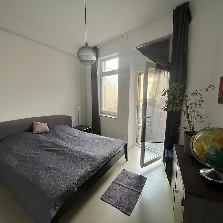 Urban Experience Parking Included Apartment Dusseldorf